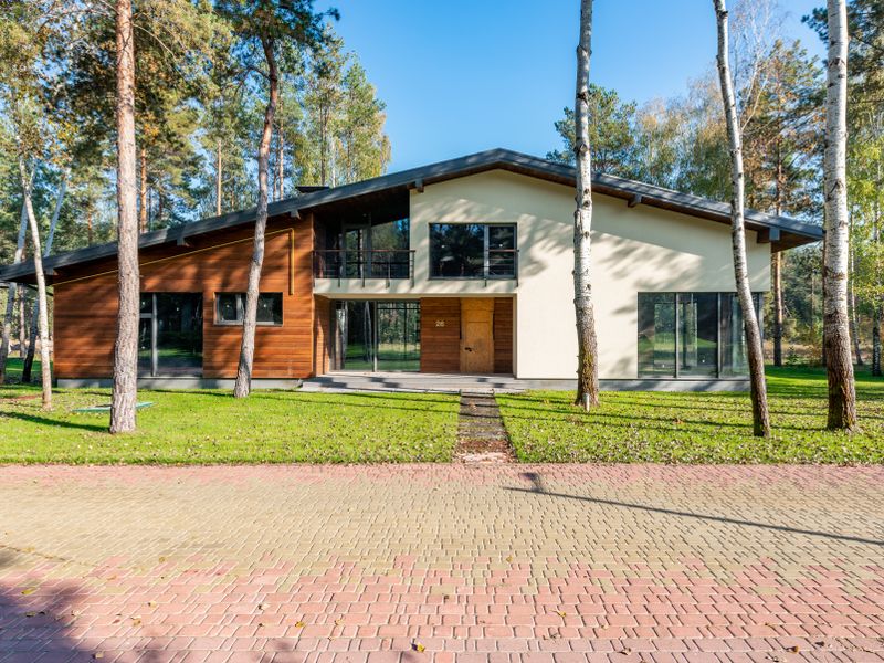 Building Knoll